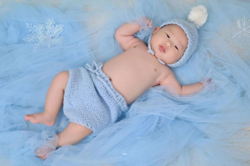 韶关宝宝几个月可以吃饭